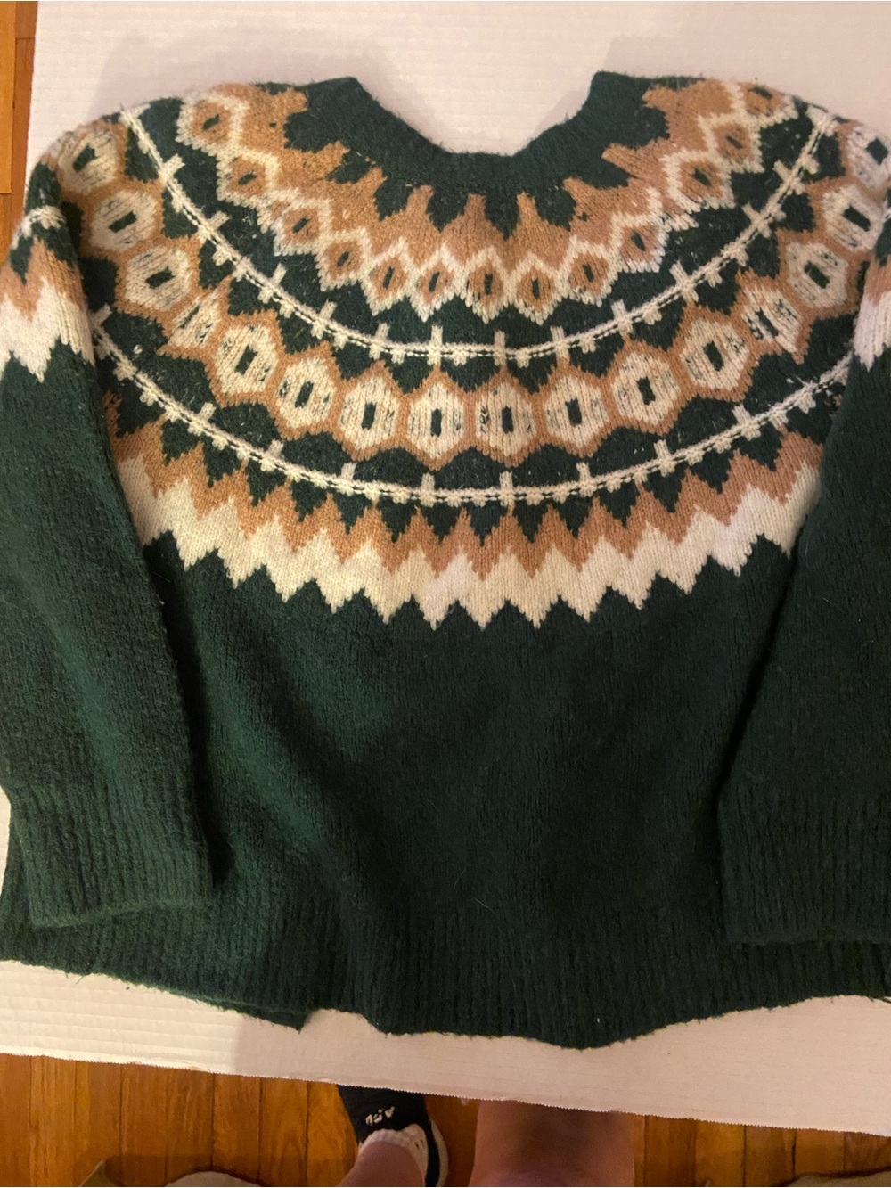 Favorite Daughter "The Snowed In Cardigan" in Green Fair Isle, Size Medium - Picture 13 of 13